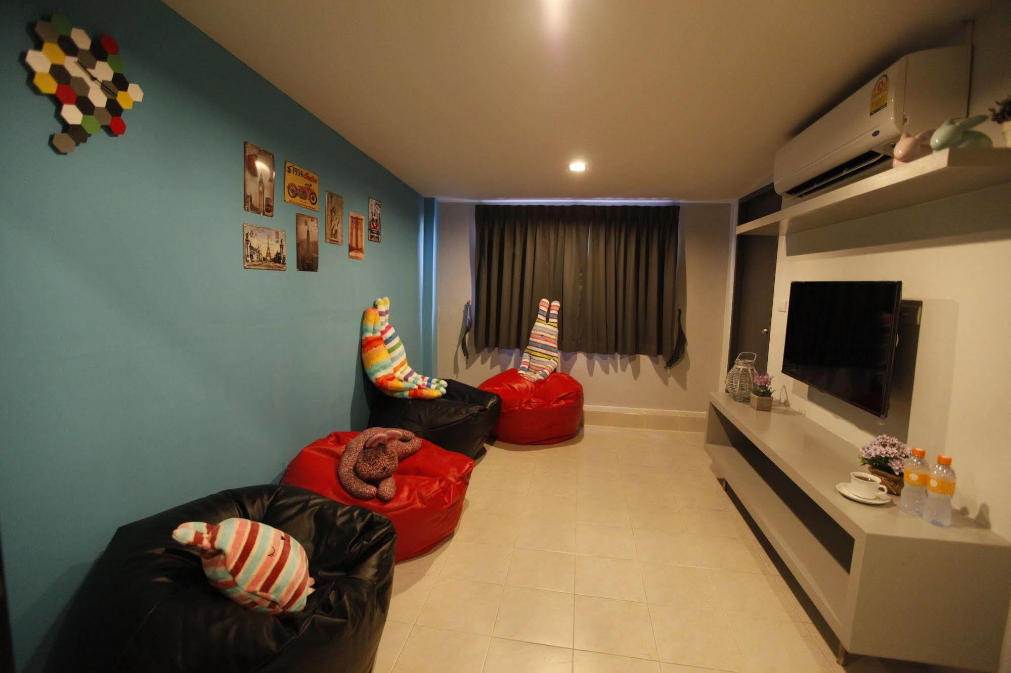 بيت شباب أو واي أو 501 آت نايت Phuket المظهر الخارجي الصورة
